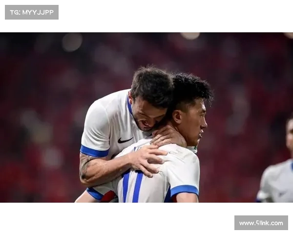 山东3-1客胜新鹏城 李小恒卡扎伊什维利进球 埃杜加西亚直红成焦点 山东3-1客胜新鹏城 李小恒卡扎伊什维利进球 埃杜加西亚直红成焦点